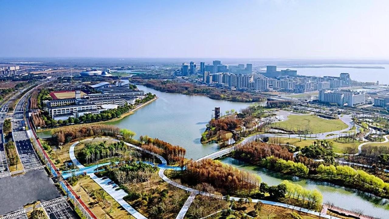 Holiday Inn Shanghai Dishui Lake By Ihg Nanhui Exterior foto